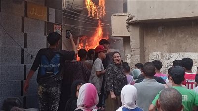 بسبب ماس كهربائي.. السيطرة على حريق بشقة سكنية في الفيوم دون إصابات