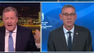 بعد تراجعه عن دعم إسرائيل| الصحفي البريطاني بيرس مورجان في معركة إعلامية مع وزراء الاحتلال.. ما القصة؟