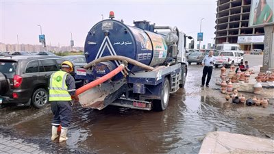 12 ساعة من العمل المتواصل.. شركة الصرف الصحي بالقاهرة تنجح في التعامل بكفاءة مع أمطار الأمس