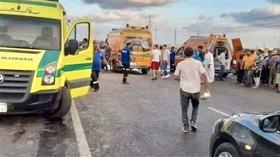 ارتفاع عدد مصابي حادث انقلاب سيارة ميكروباص بأسوان إلى 15 مصابًا| أسماء