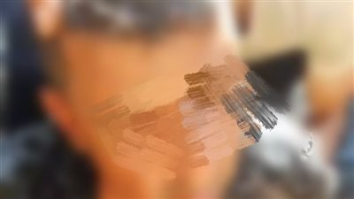 أهالي قرية في المنوفية يتحفظون على شاب يرتدي ملابس نسائية 