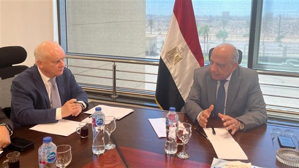 خلال اللقاء