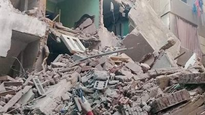 انهيار جزئي لعقار غير مأهول بالسكان بمنطقة السيدة عائشة