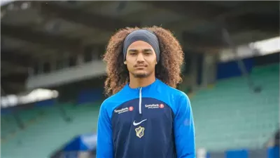 آدم كايد يصل القاهرة منذ قليل للانضمام إلى نادي الزمالك | خاص