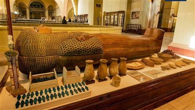 تابوت الملكة أحمس ميريت آمون.. تحفة فنية تروي عقيدة المصريين القدماء في المتحف المصري بالتحرير| صور 