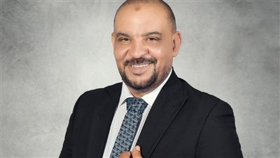 أحمد حافظ يتقدم بأوراق ترشحه لانتخابات الشيوخ عن حماة الوطن بالسويس