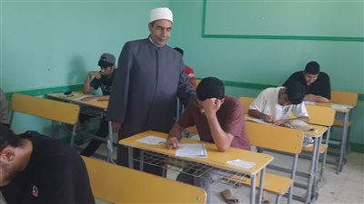 اليوم.. طلاب الشعبة الأدبية بالشهادة الثانوية الأزهرية بجنوب سيناء يؤدون امتحان الجغرافيا للمبصرين