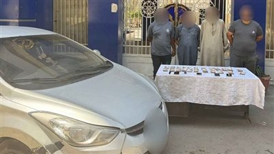 القبض على 4 متهمين بالاستيلاء على مبلغ مالي من أجنبي بالقاهرة