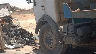 تصادم سيارة فنطاس وجرار زراعي في مدخل مدينة أطفيح بالصحراوي الشرقي