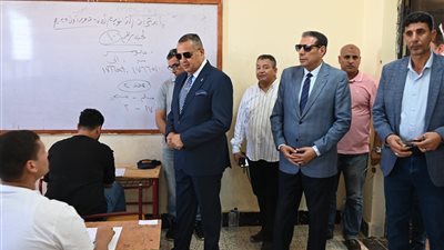 في اليوم قبل الأخير.. طلاب الثانوية العامة علمي رياضة بجنوب سيناء يؤدون امتحان الرياضيات البحتة