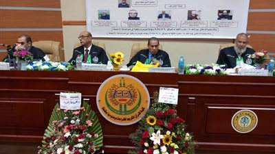 كلية القرآن الكريم تناقش رسالة دكتوراه حول الوقف والابتداء في المصحف المرتل لقراء الإذاعة المصرية