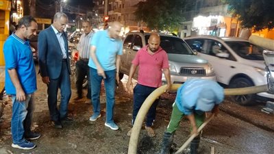 محافظ بني سويف يوجه بسرعة إصلاح كسر مفاجئ بماسورة مياه رئيسية