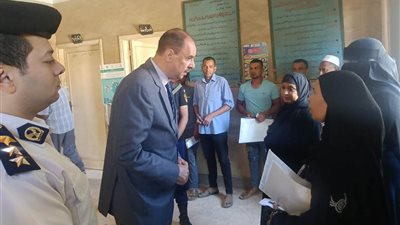 محافظ سوهاج يوجه بمحاسبة المتغيبين عن العمل دون إذن من الوحدة الصحية والمجلس القروي بإدفا