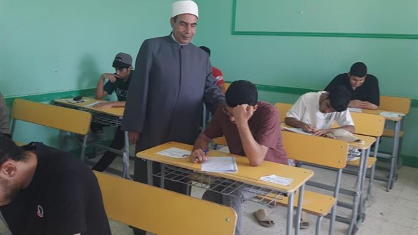 الدكتور أحمد بدير