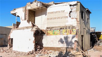 إزالة تعديات على أراضي الدولة والأماكن السياحية خلال جولة محافظ الإسكندرية 