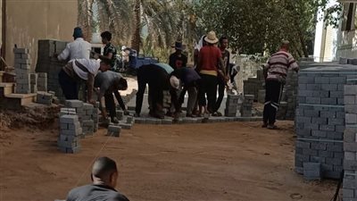 محافظ الوادي الجديد: استمرار تنفيذ خطة تطوير الأحياء الداخلية ورصف الشوارع ببلاط الإنترلوك