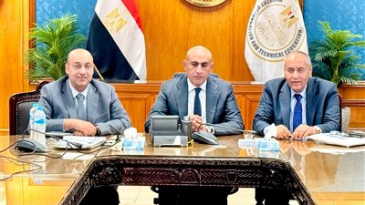 حفاظًا على حق الطالب.. وزير التعليم يوجّه بتنظيم دخول الطلاب وتوزيع أوراق الامتحانات في آخر يوم بالمواعيد المحددة