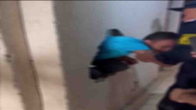 الحماية المدنية بالقاهرة تنجح في استخراج شخص مُحتجز داخل مصعد أحد العقارات