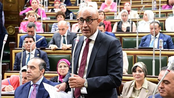 وزير التعليم في البرلمان