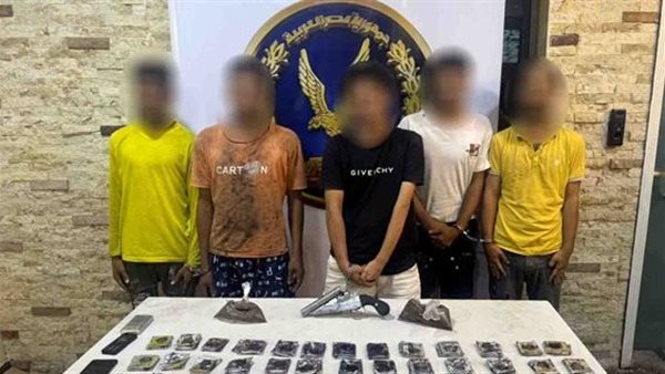 المتهمون والمضبوطات