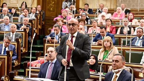 وزير التعليم في البرلمان