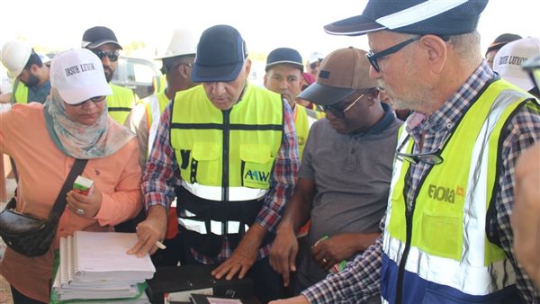 وفد إفريقي يتفقد