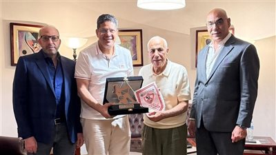 نشرة أخبار الزمالك | تكريم أيمن الرمادي والجهاز الفني السابق وشحاتة ينتظم في مران الفريق