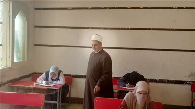 اختتام امتحانات الثانوية الأزهرية بمطروح في هدوء وانتظام ومتابعة مستمرة للجان