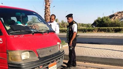 ضمن جهود أسوان بلا إدمان.. تنظيم حملات مفاجئة للكشف على متعاطي المخدرات بالطرق السريعة