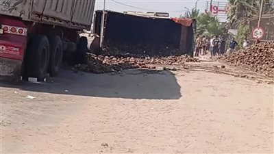 عودة الحركة المرورية بطريق شبرا ـ بنها بعد رفع آثار حادث انقلاب سيارة