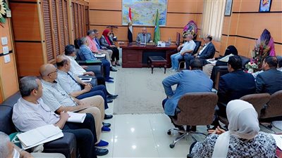 وكيل تعليم الفيوم يناقش استعدادات امتحانات الدور الثاني لصفوف النقل والشهادة الإعدادية