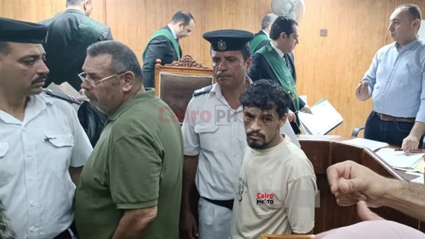 خلال المحاكمة 