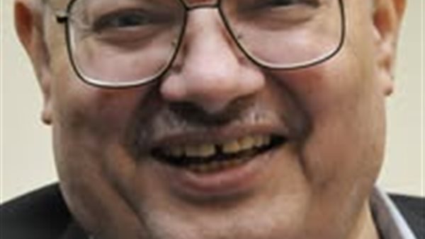 الكاتب الصحفي الراحل