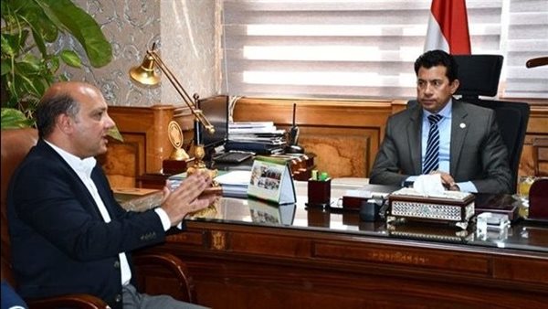 رئيس اتحاد الجمباز