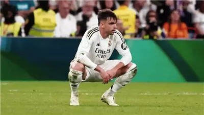 مستوى أسينسيو في كأس العالم للأندية يجبر ريال مدريد على التفكير في كوناتيه
