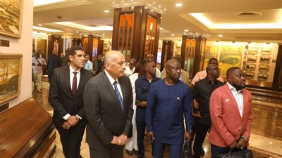 هيئة ميناء الإسكندرية تستقبل وفدًا سيراليونيًا رفيع المستوى برئاسة وزير النقل والطيران لبحث آفاق التعاون المشترك