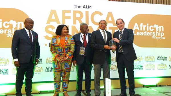 وزير المالية خلال