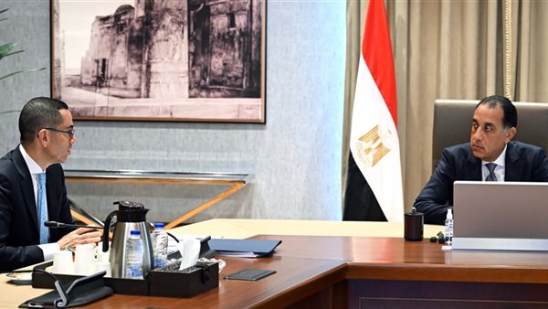 رئيس الوزراء ووزير