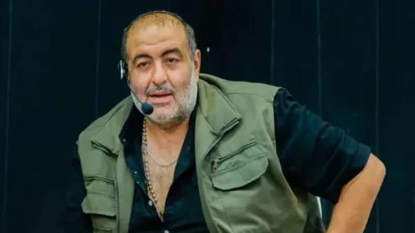 سامح عبد العزيز 