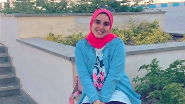 طالبة جامعة المنوفية