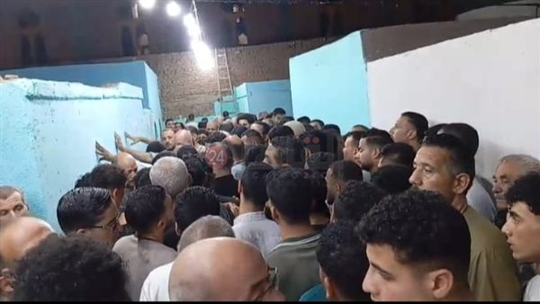 تشييع جنازه الطالب