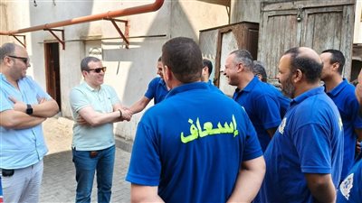 أنقذوا 80 مصابًا.. رئيس هيئة الإسعاف يتفقد محطة القاهرة ويشيد ببطولة رجالها في حادث سنترال رمسيس