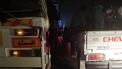 انقلاب تريلا على كوبري بركة السبع يتسبب في شلل مروري بطريق مصر- الإسكندرية الزراعي