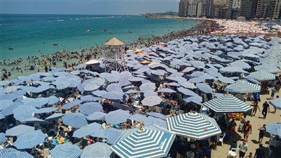 اكتمال نسب الإشغال بشواطئ القطاع الشرقي بالإسكندرية