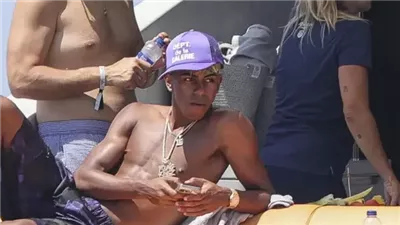 وسط سرية تامة ودون هواتف.. لامين يامال يحتفل بعيد ميلاده الـ18 