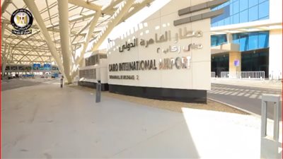 عطل مفاجئ يتسبب في انقطاع الكهرباء عن عدة مناطق بمطار القاهرة.. ومصدر: تم إصلاحه في 10 دقائق 