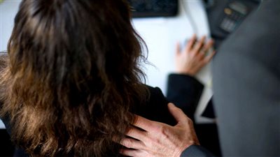 حقي رجع بالقانون.. أول تعليق من المجني عليها ضحية تحرش عامل أنابيب بمصر القديمة 