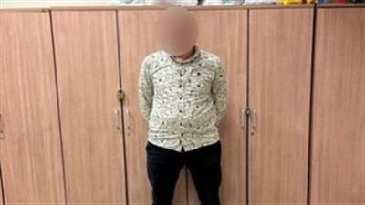 ضبط شخصين بميناء القاهرة الجوي حال محاولتهما تهريب مبالغ مالية وعملات أجنبية