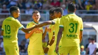 نانت يعلن رحيل لاعبه عن صفوف الفريق