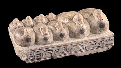 إوزات آمون المقدسة.. تحفة مصرية نادرة في متحف هيلدسهايم الألماني